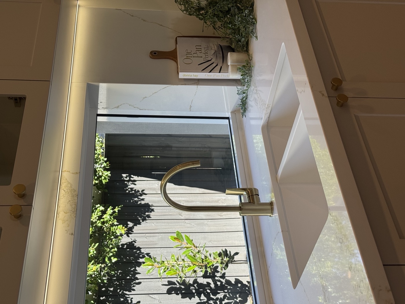 Kitchen mixer tap installation Eastern Suburbs Sydney licensed plumber